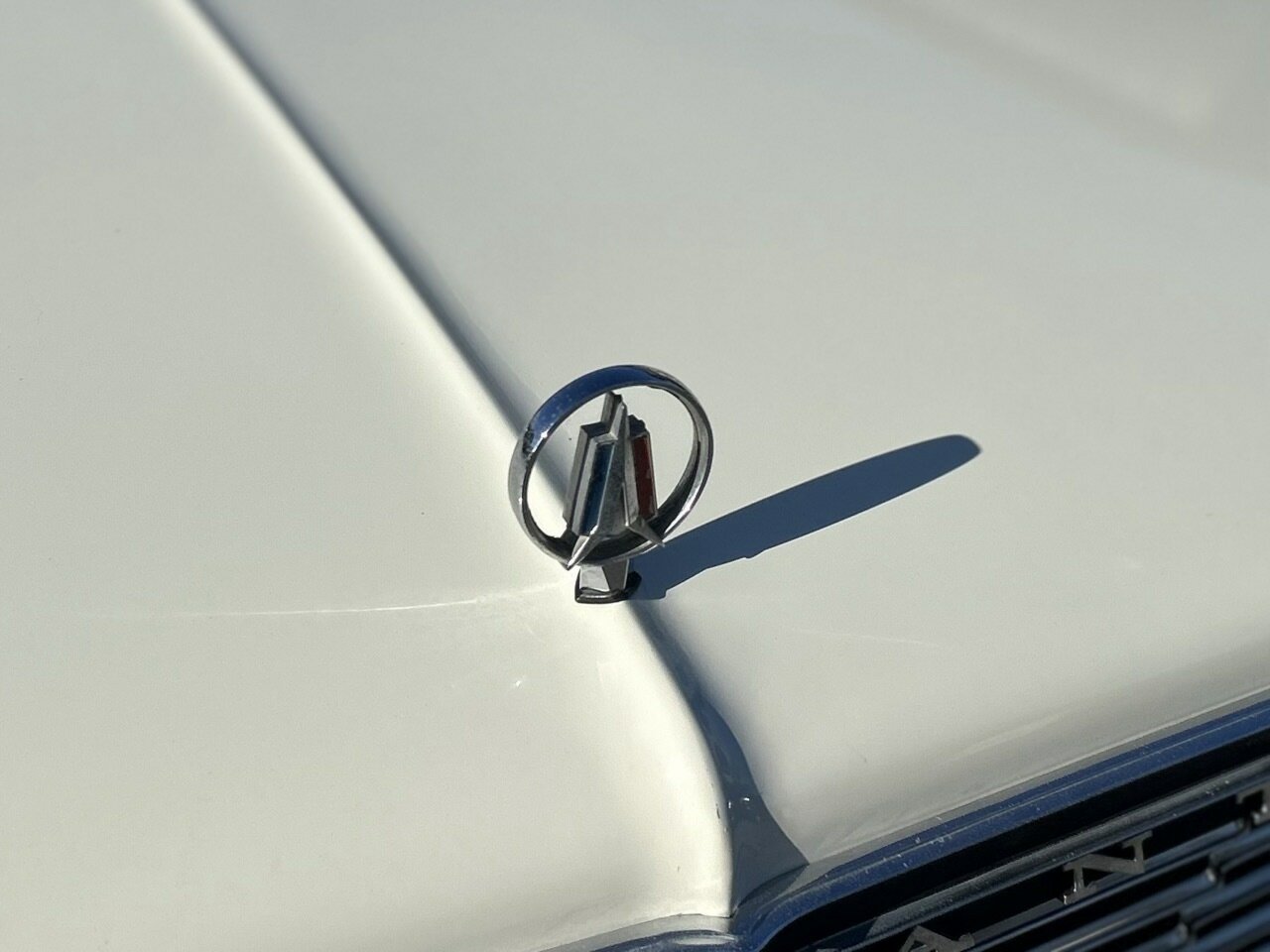 1967 CHRYSLER VALIANT VC REGAL 3 SP AUTOMATIC 4D SEDAN