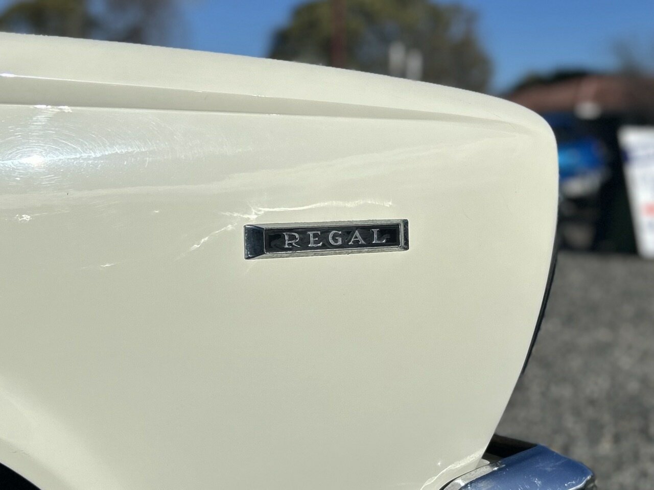 1967 CHRYSLER VALIANT VC REGAL 3 SP AUTOMATIC 4D SEDAN