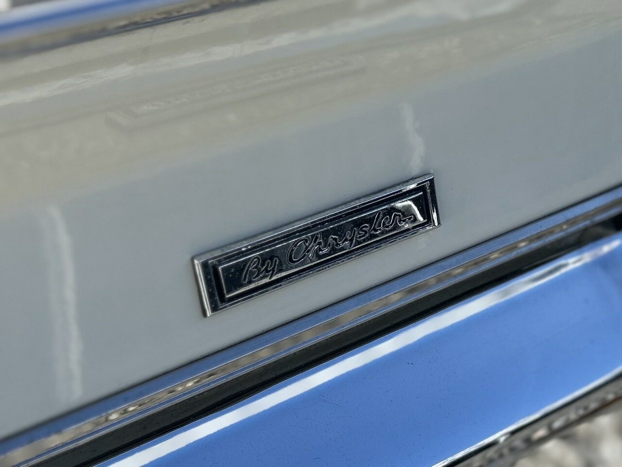 1967 CHRYSLER VALIANT VC REGAL 3 SP AUTOMATIC 4D SEDAN