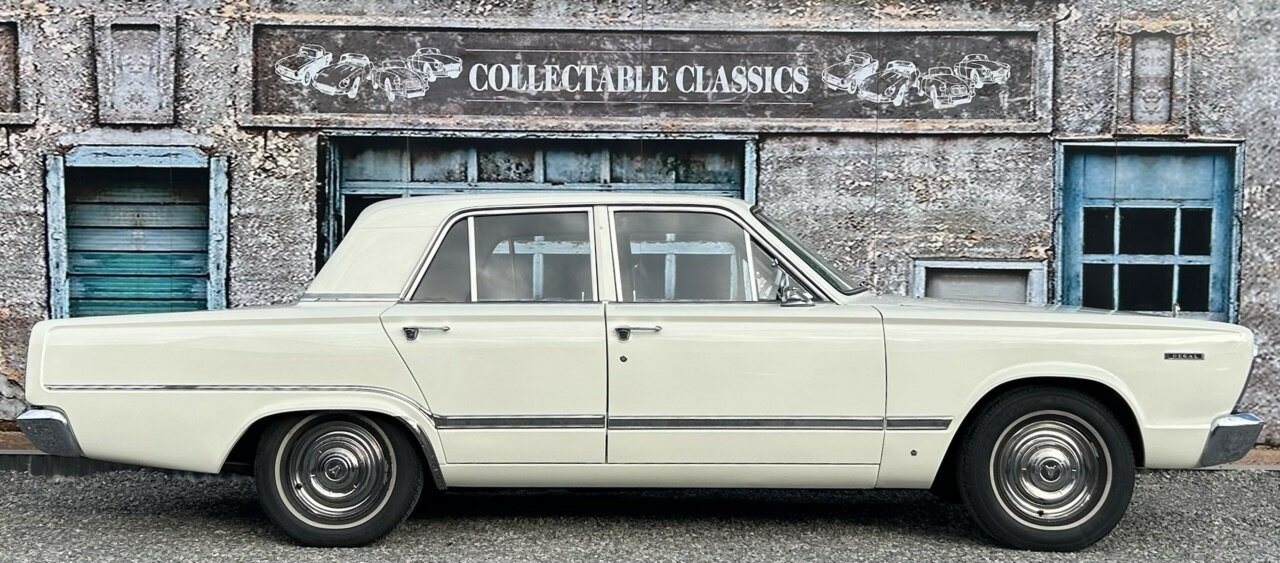 1967 CHRYSLER VALIANT VC REGAL 3 SP AUTOMATIC 4D SEDAN
