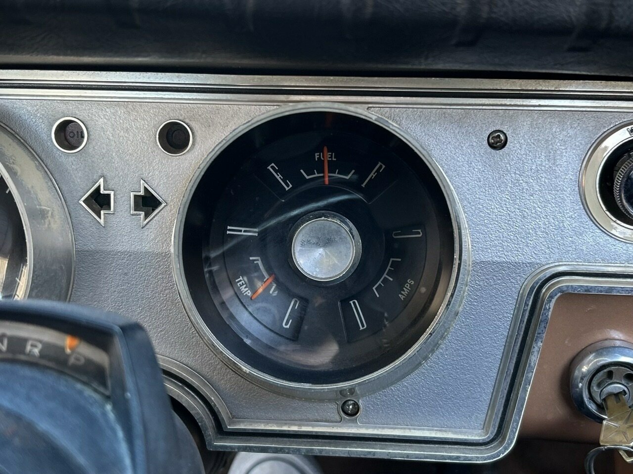 1967 CHRYSLER VALIANT VC REGAL 3 SP AUTOMATIC 4D SEDAN