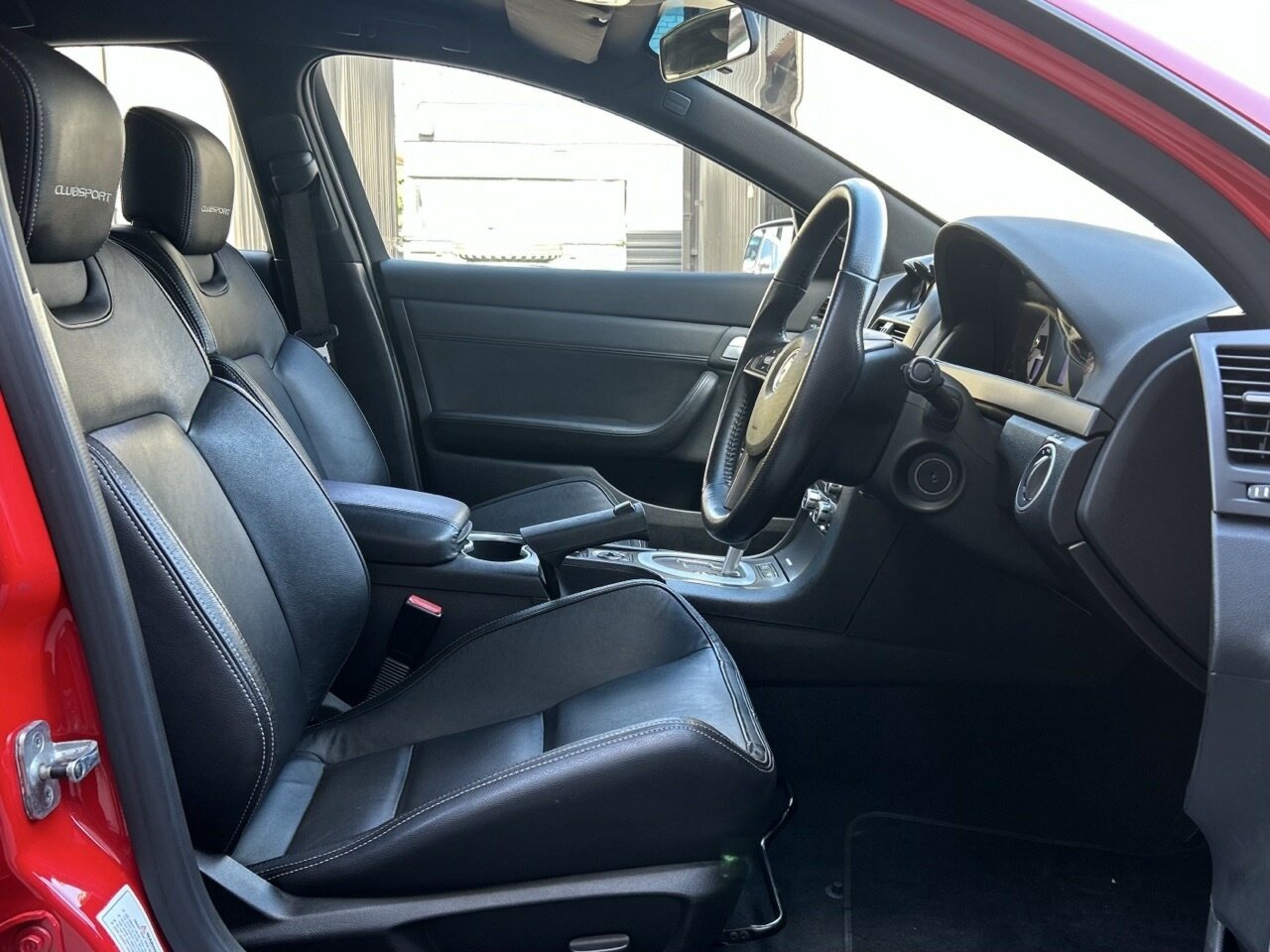 2006 HSV CLUBSPORT E SERIES R8 6 SP AUTO ACTIVE SEQ 4D SEDAN