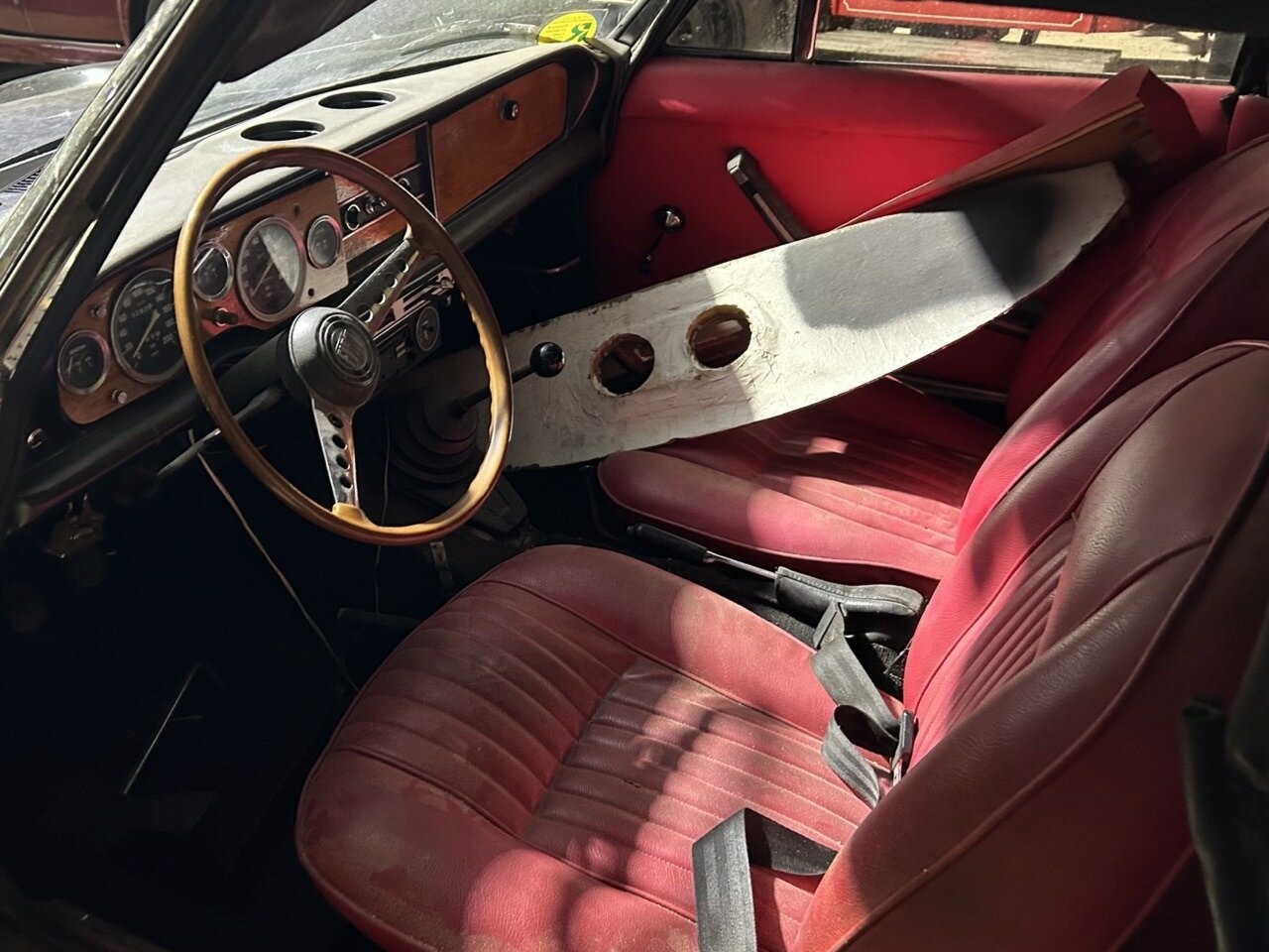 1967 FIAT 124 SPORT SPIDER 4 SP MANUAL 2D CONVERTIBLE