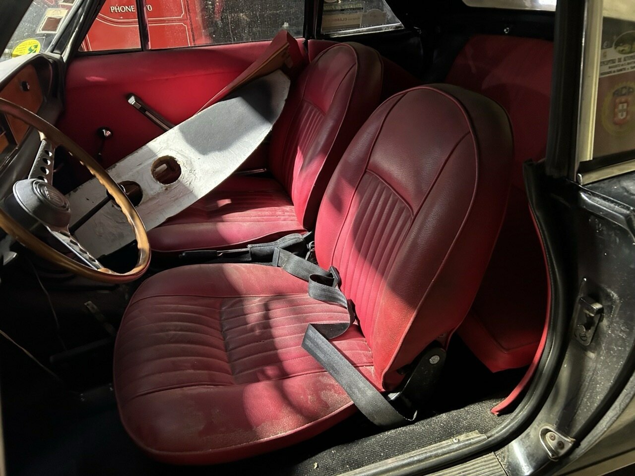 1967 FIAT 124 SPORT SPIDER 4 SP MANUAL 2D CONVERTIBLE