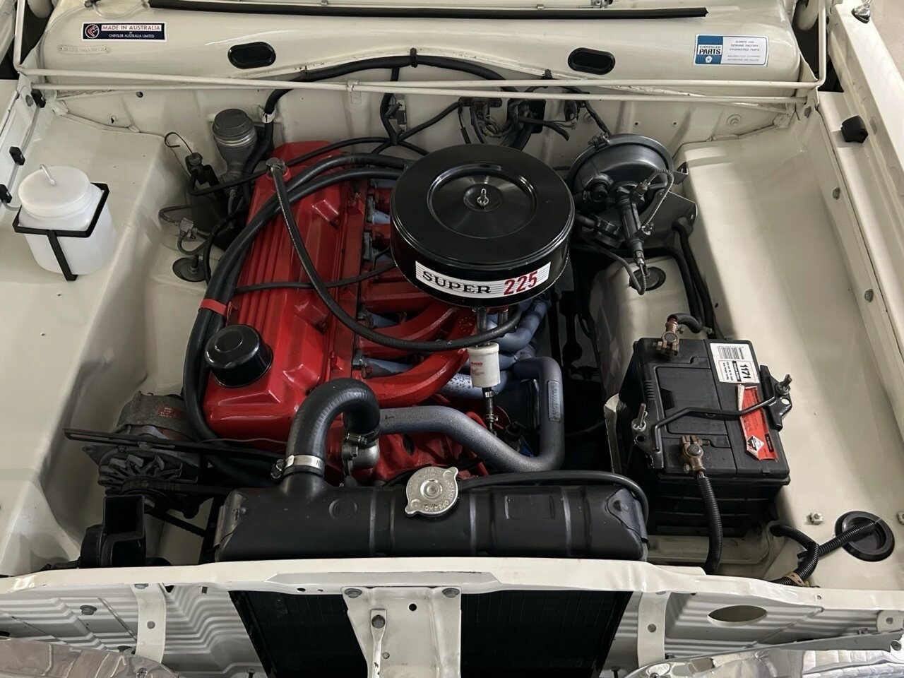1966 CHRYSLER VALIANT REGAL AP6 3 SP AUTOMATIC SEDAN