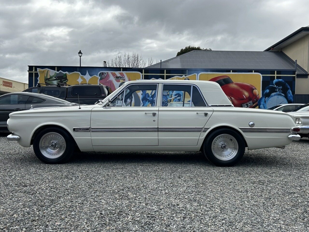 1966 CHRYSLER VALIANT REGAL AP6 3 SP AUTOMATIC SEDAN