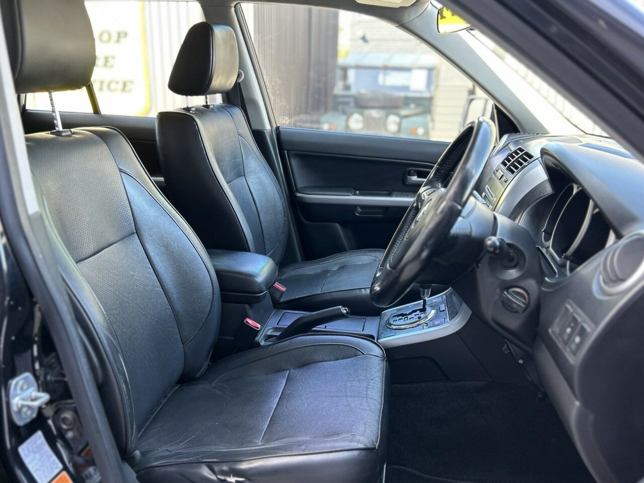 2010 SUZUKI GRAND VITARA JB MY09 PRESTIGE (4x4) 5 SP AUTOMATIC 4D WAGON