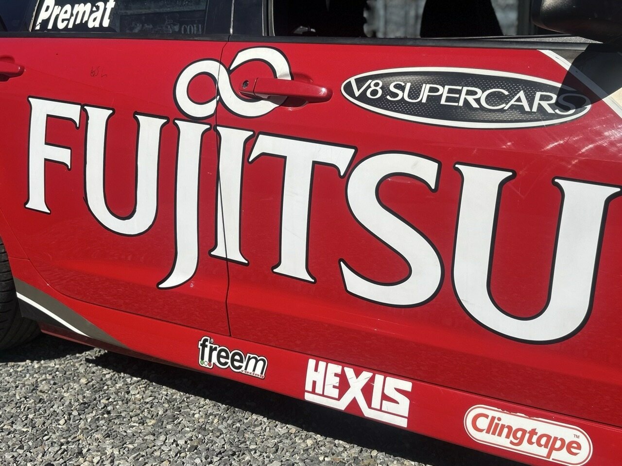 2009 HOLDEN COMMODORE VE SS (FUJITSU RACING PROMOTIONAL VEHICLE) 6 SP MANUAL 4D SEDAN