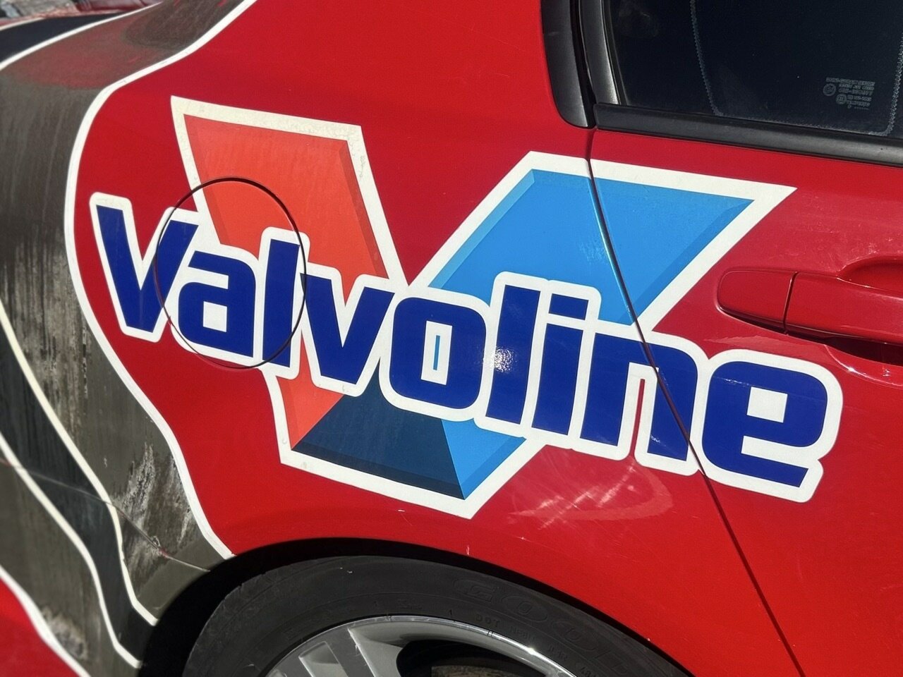 2009 HOLDEN COMMODORE VE SS (FUJITSU RACING PROMOTIONAL VEHICLE) 6 SP MANUAL 4D SEDAN