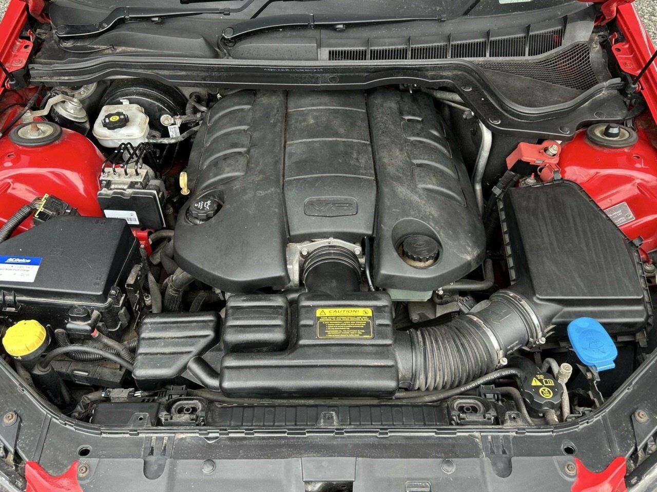 2009 HOLDEN COMMODORE VE SS (FUJITSU RACING PROMOTIONAL VEHICLE) 6 SP MANUAL 4D SEDAN