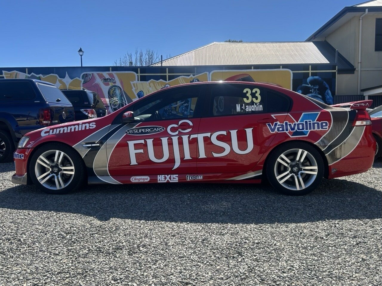 2009 HOLDEN COMMODORE VE SS (FUJITSU RACING PROMOTIONAL VEHICLE) 6 SP MANUAL 4D SEDAN