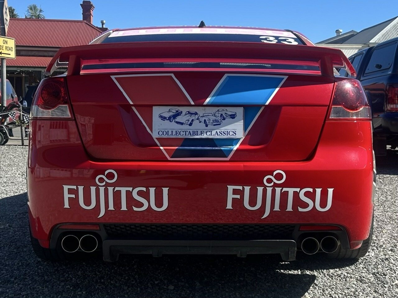 2009 HOLDEN COMMODORE VE SS (FUJITSU RACING PROMOTIONAL VEHICLE) 6 SP MANUAL 4D SEDAN
