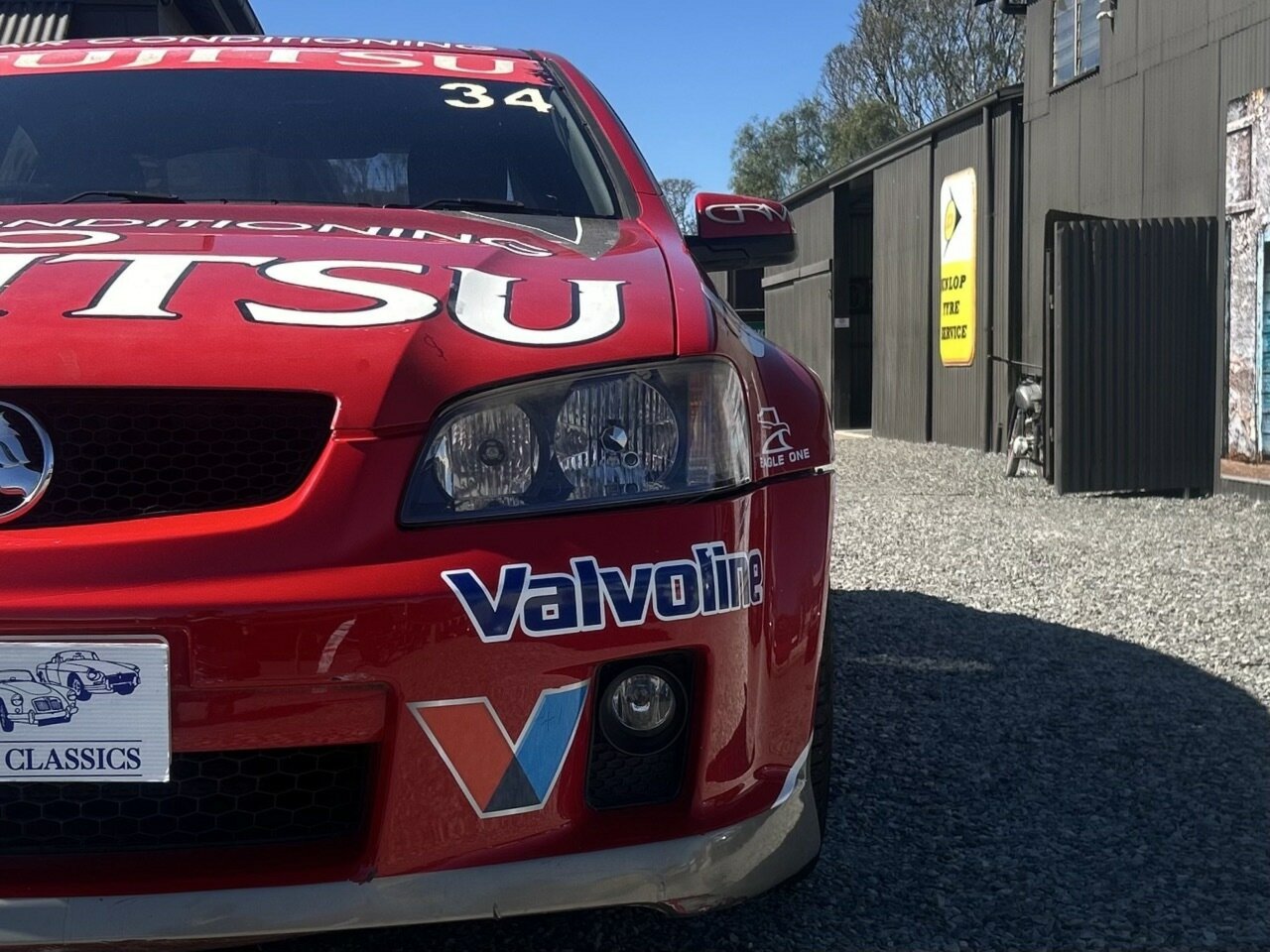 2009 HOLDEN COMMODORE VE SS (FUJITSU RACING PROMOTIONAL VEHICLE) 6 SP MANUAL 4D SEDAN