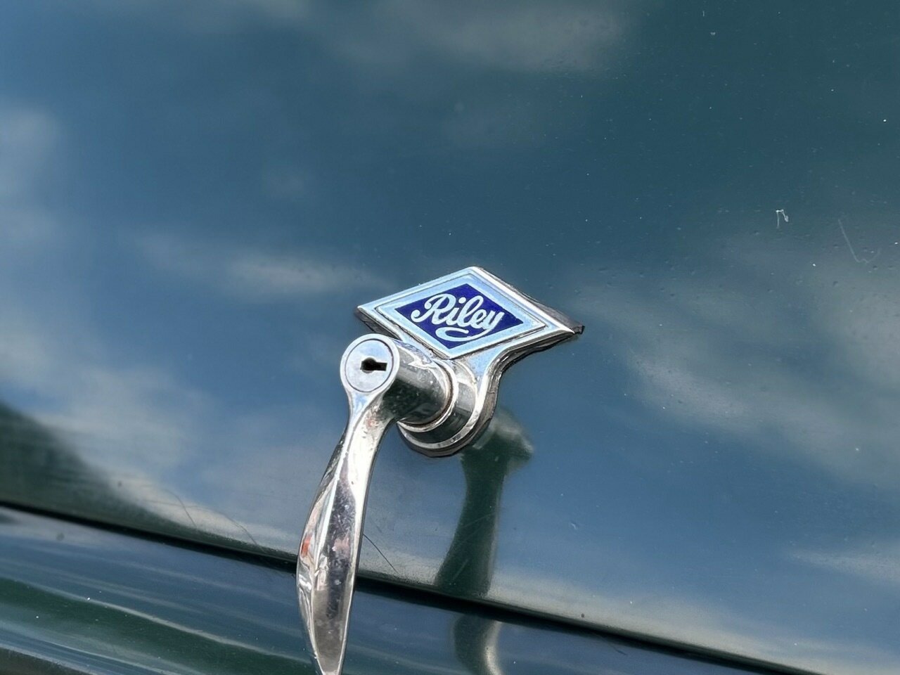 1954 RILEY RMB 2.5 LITRE 4 SP MANUAL 4D SEDAN