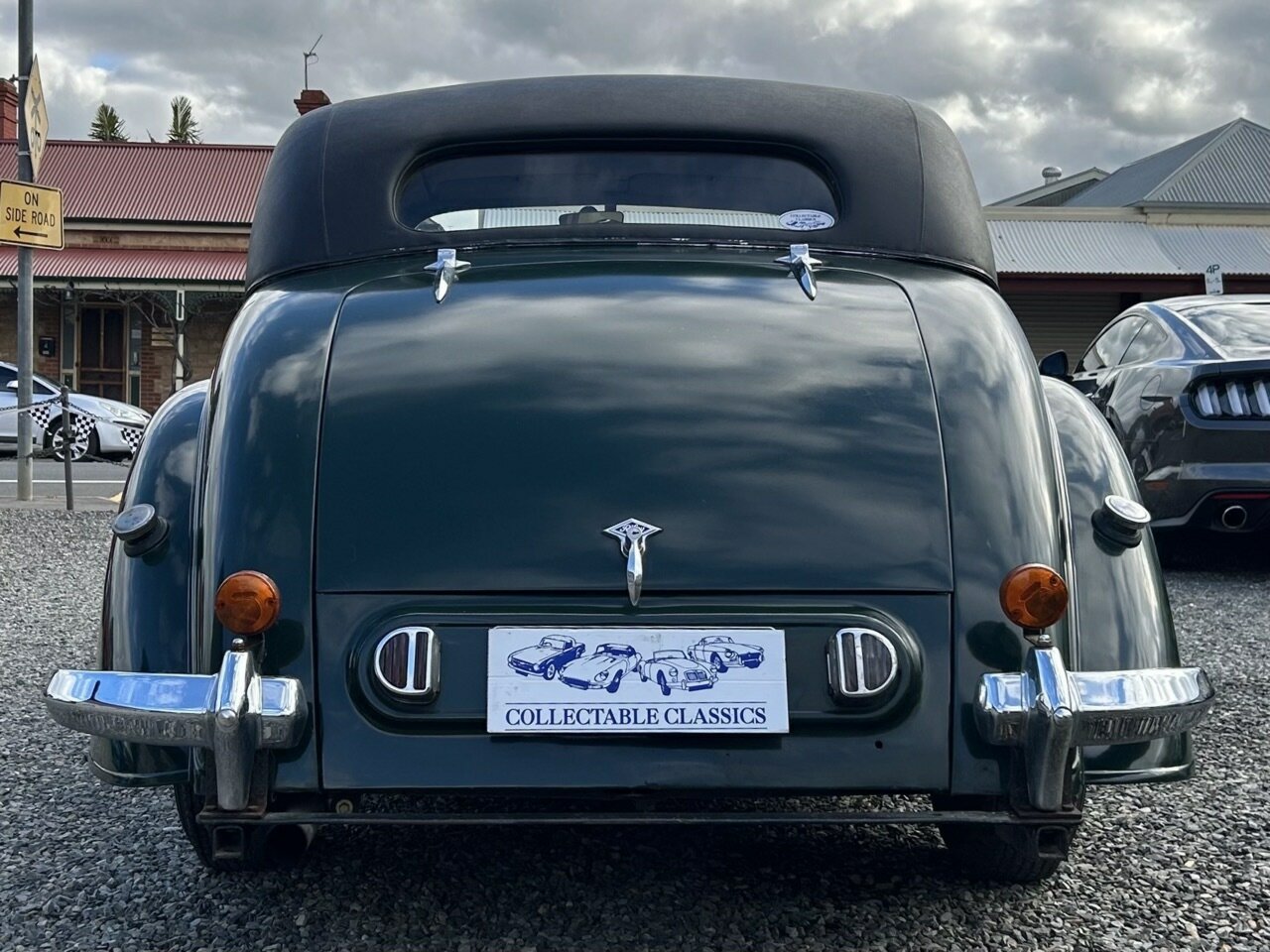 1954 RILEY RMB 2.5 LITRE 4 SP MANUAL 4D SEDAN