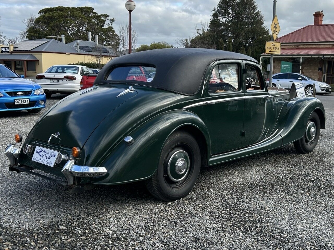 1954 RILEY RMB 2.5 LITRE 4 SP MANUAL 4D SEDAN