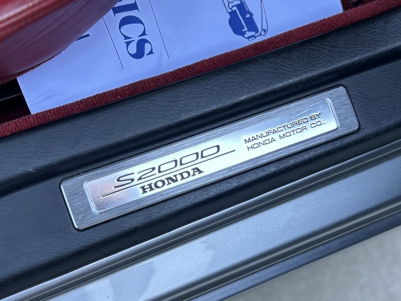 2000 HONDA S2000 6 SP MANUAL 2D CONVERTIBLE