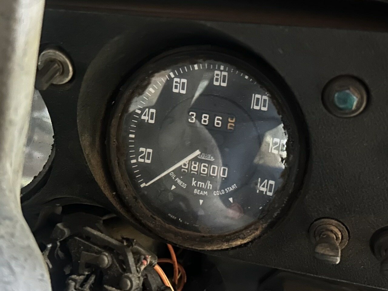 1980 LAND ROVER SERIES III 109 4 SP MANUAL UTILITY