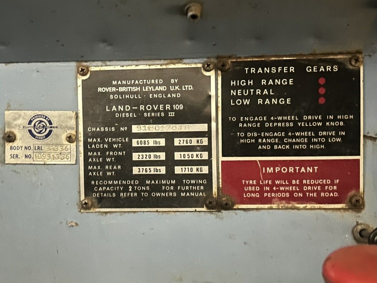 1980 LAND ROVER SERIES III 109 4 SP MANUAL UTILITY
