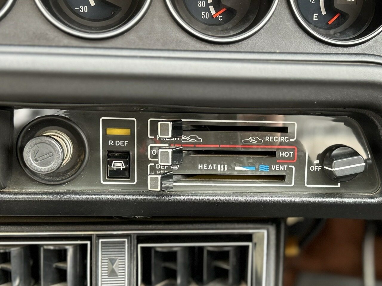 1980 CHRYSLER LANCER LC GL 5 SP MANUAL 2D LIFTBACK