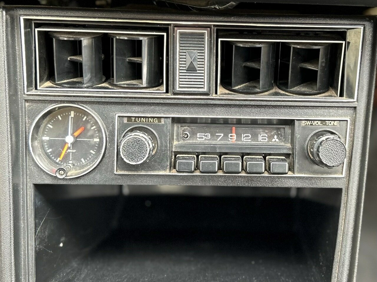 1980 CHRYSLER LANCER LC GL 5 SP MANUAL 2D LIFTBACK