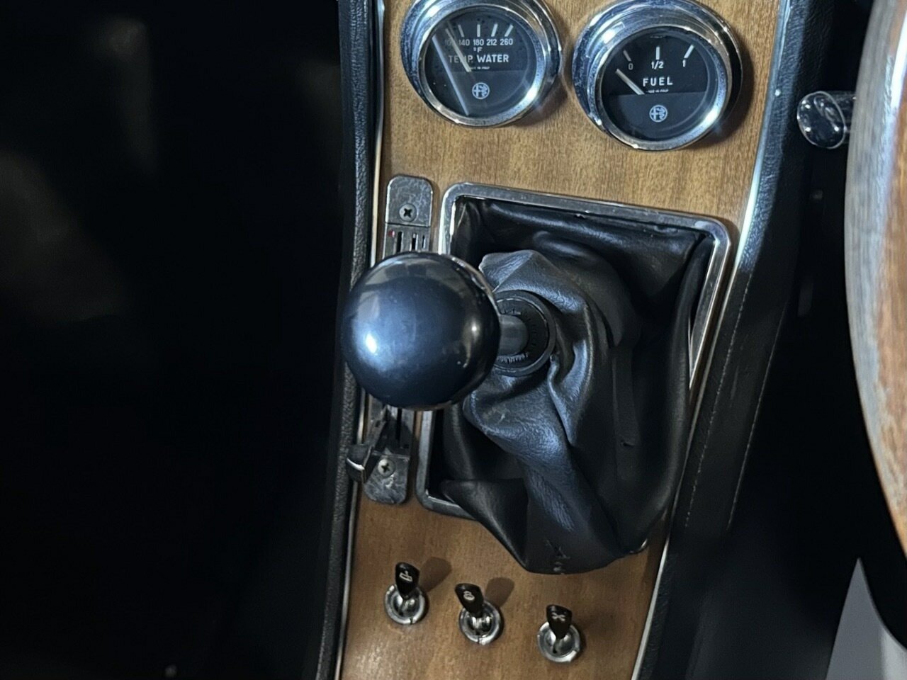 1969 ALFA ROMEO GTV 1750 5 SP MANUAL 2D COUPE