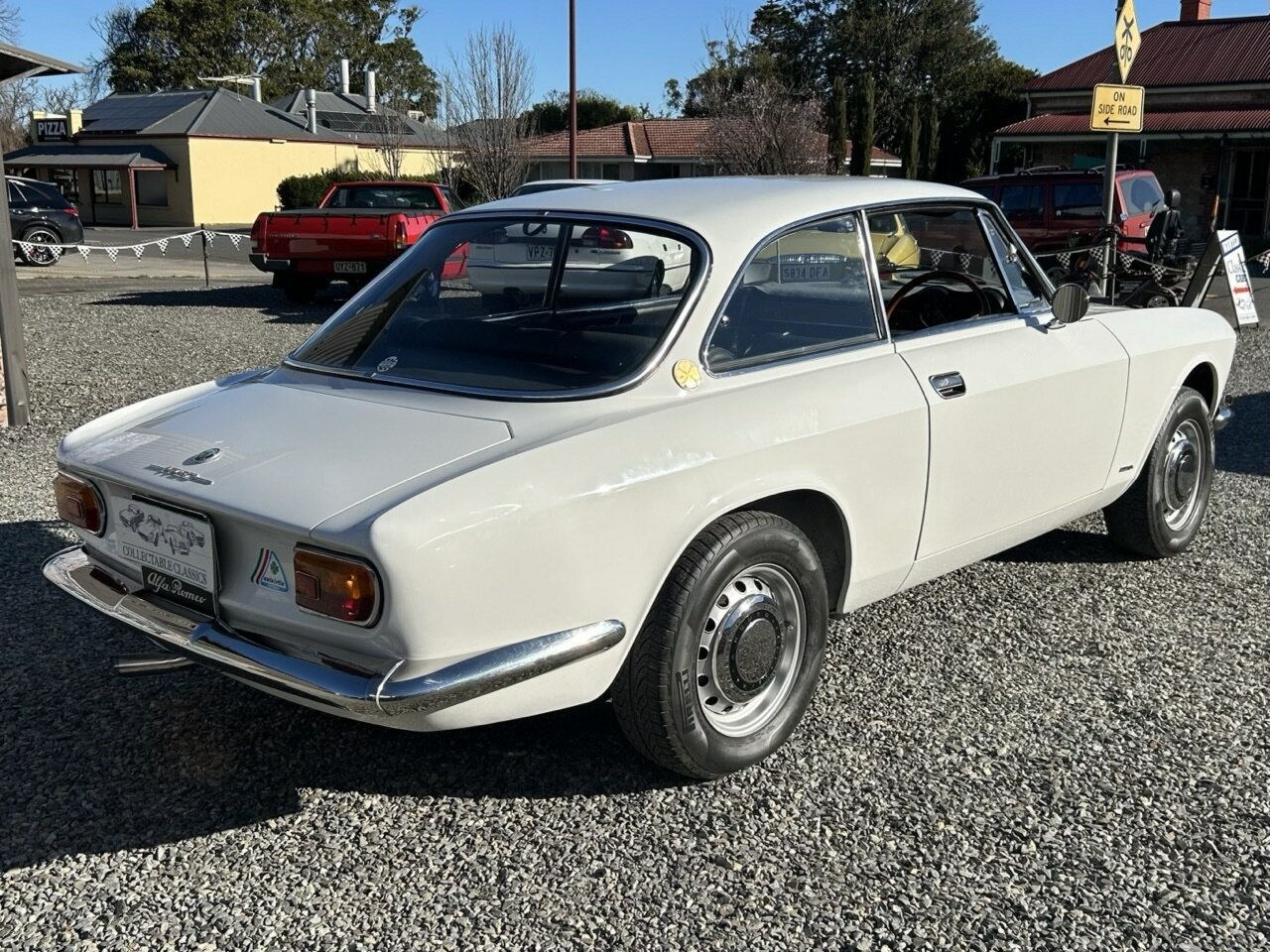 1969 ALFA ROMEO GTV 1750 5 SP MANUAL 2D COUPE