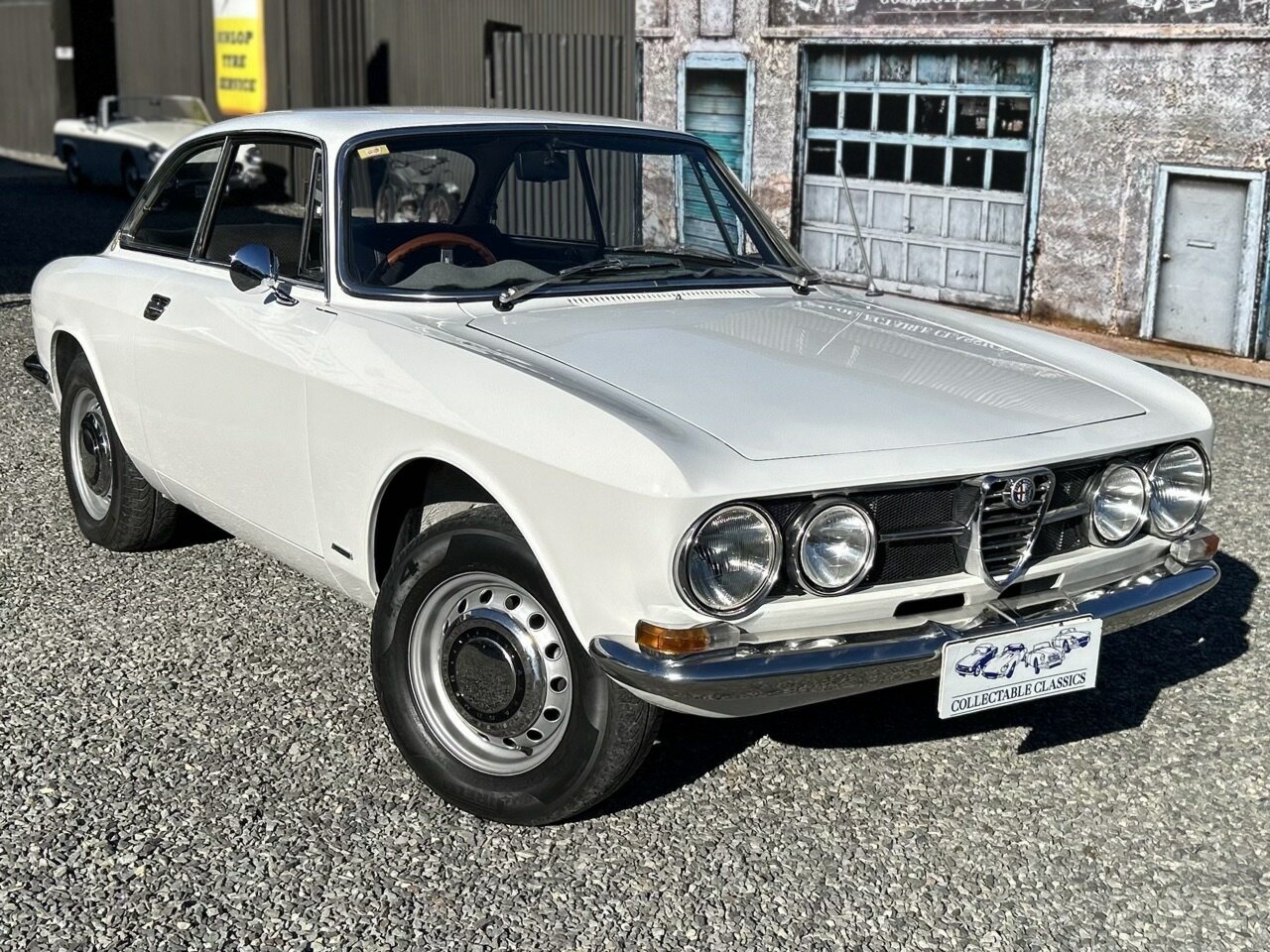 1969 ALFA ROMEO GTV 1750 5 SP MANUAL 2D COUPE