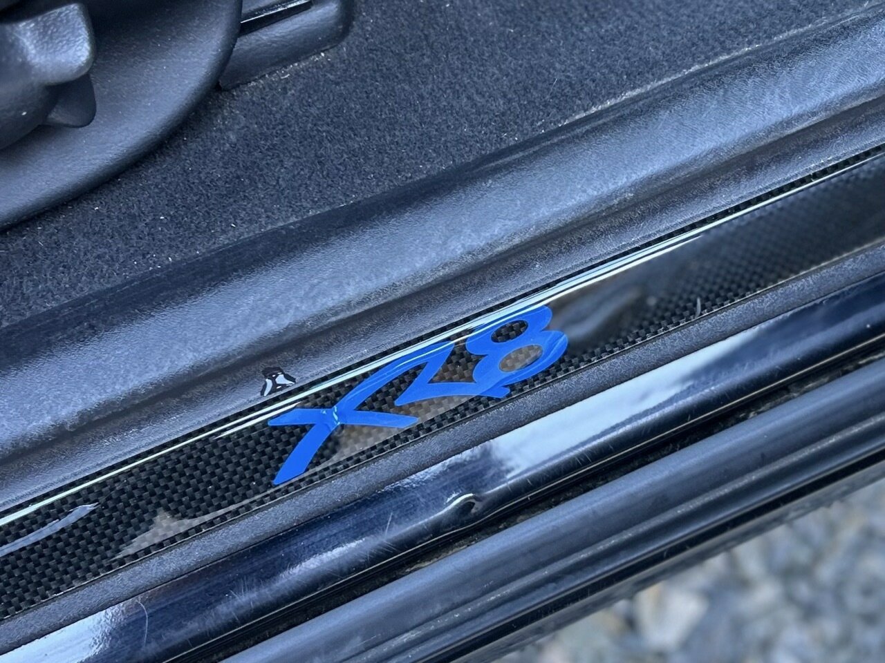 2001 FORD FALCON AUII XR8 4 SP AUTOMATIC 4D SEDAN