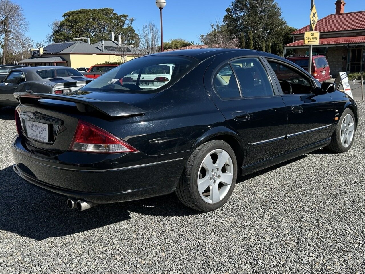 2001 FORD FALCON AUII XR8 4 SP AUTOMATIC 4D SEDAN