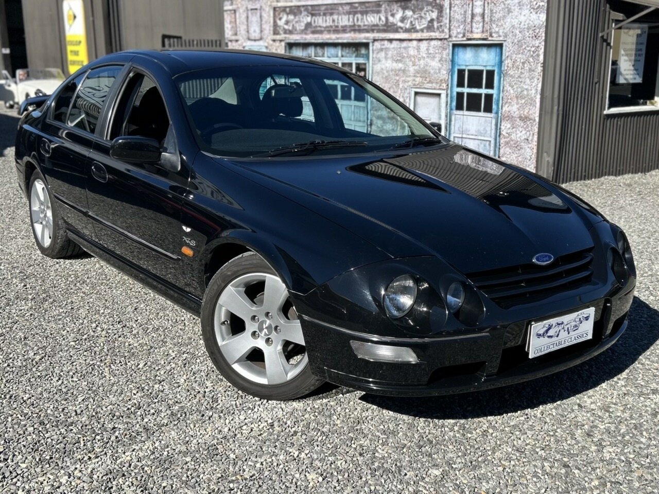 2001 FORD FALCON AUII XR8 4 SP AUTOMATIC 4D SEDAN