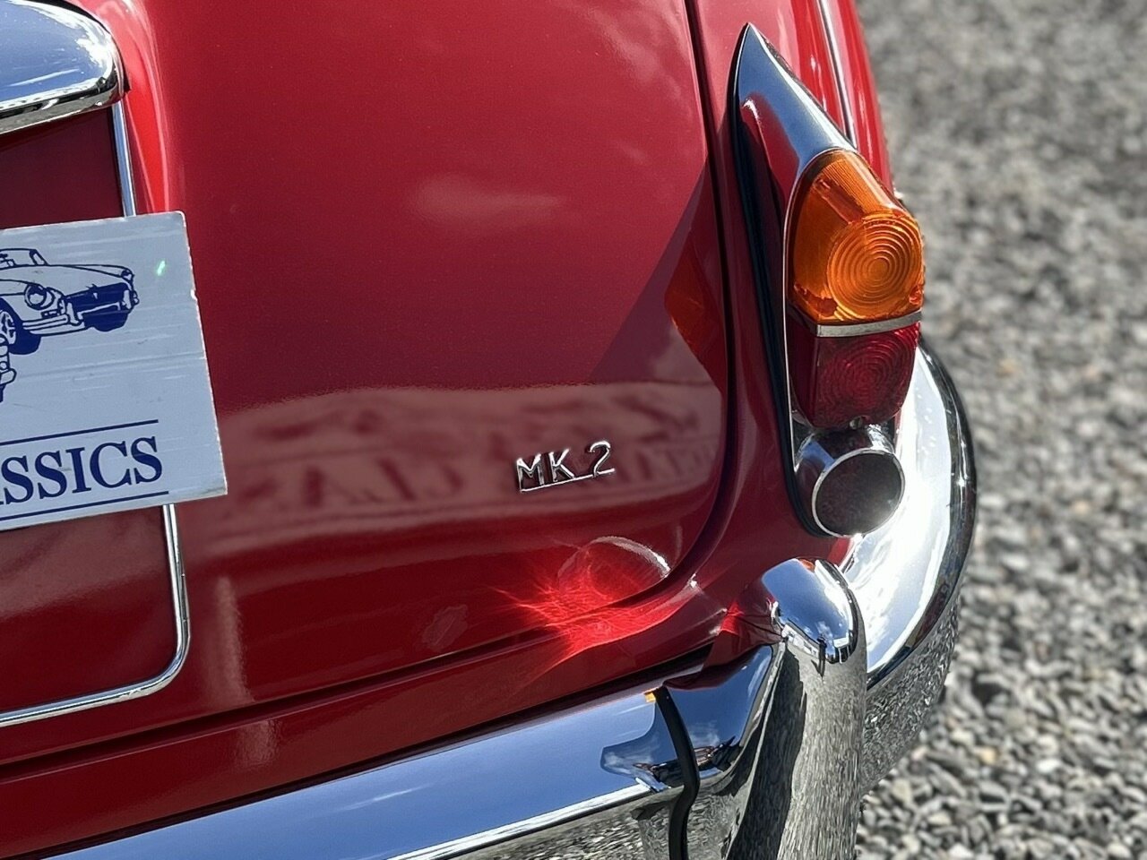 1961 JAGUAR MK II 3.4 3 SP AUTOMATIC 4D SEDAN