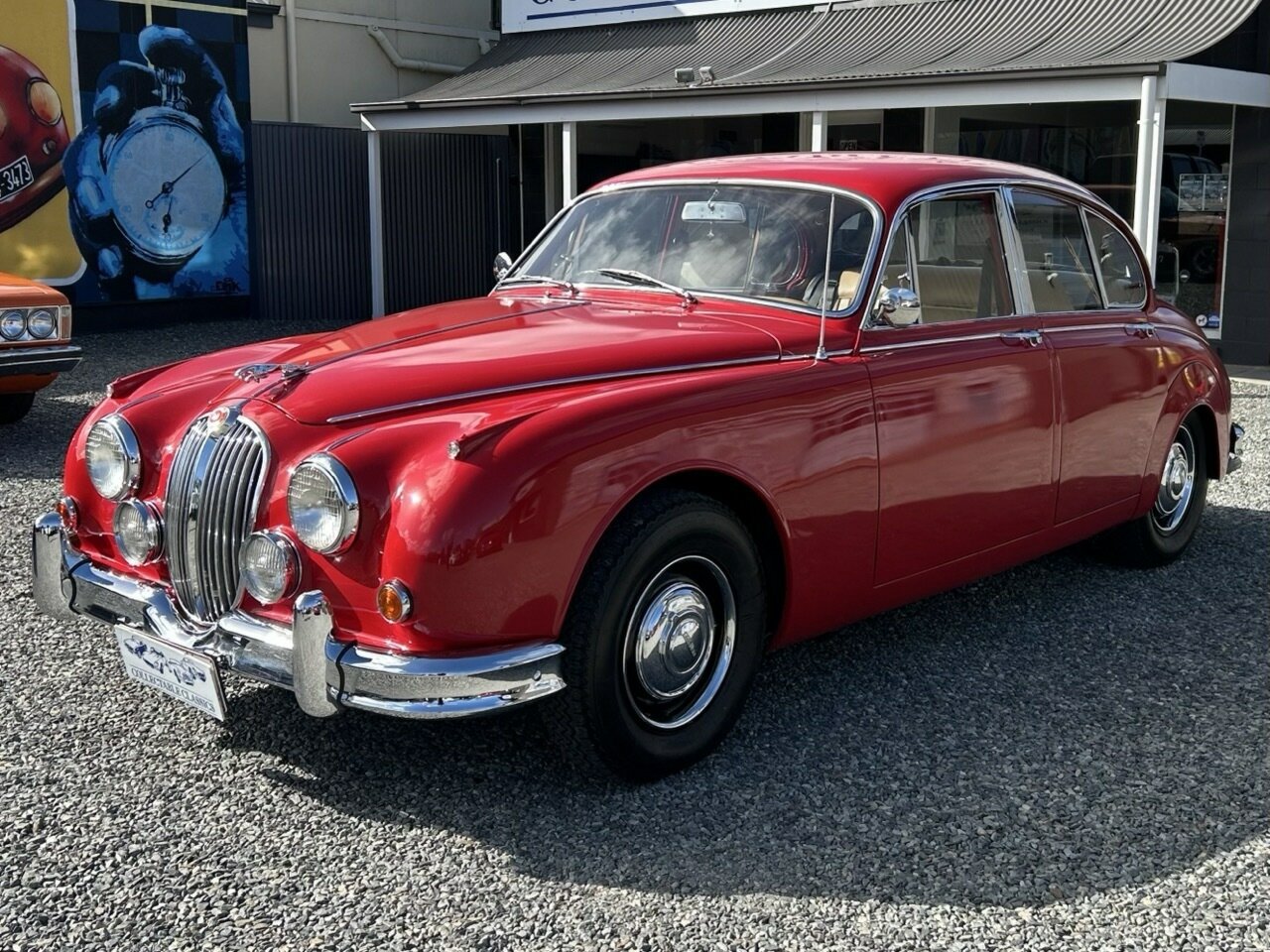 1961 JAGUAR MK II 3.4 3 SP AUTOMATIC 4D SEDAN