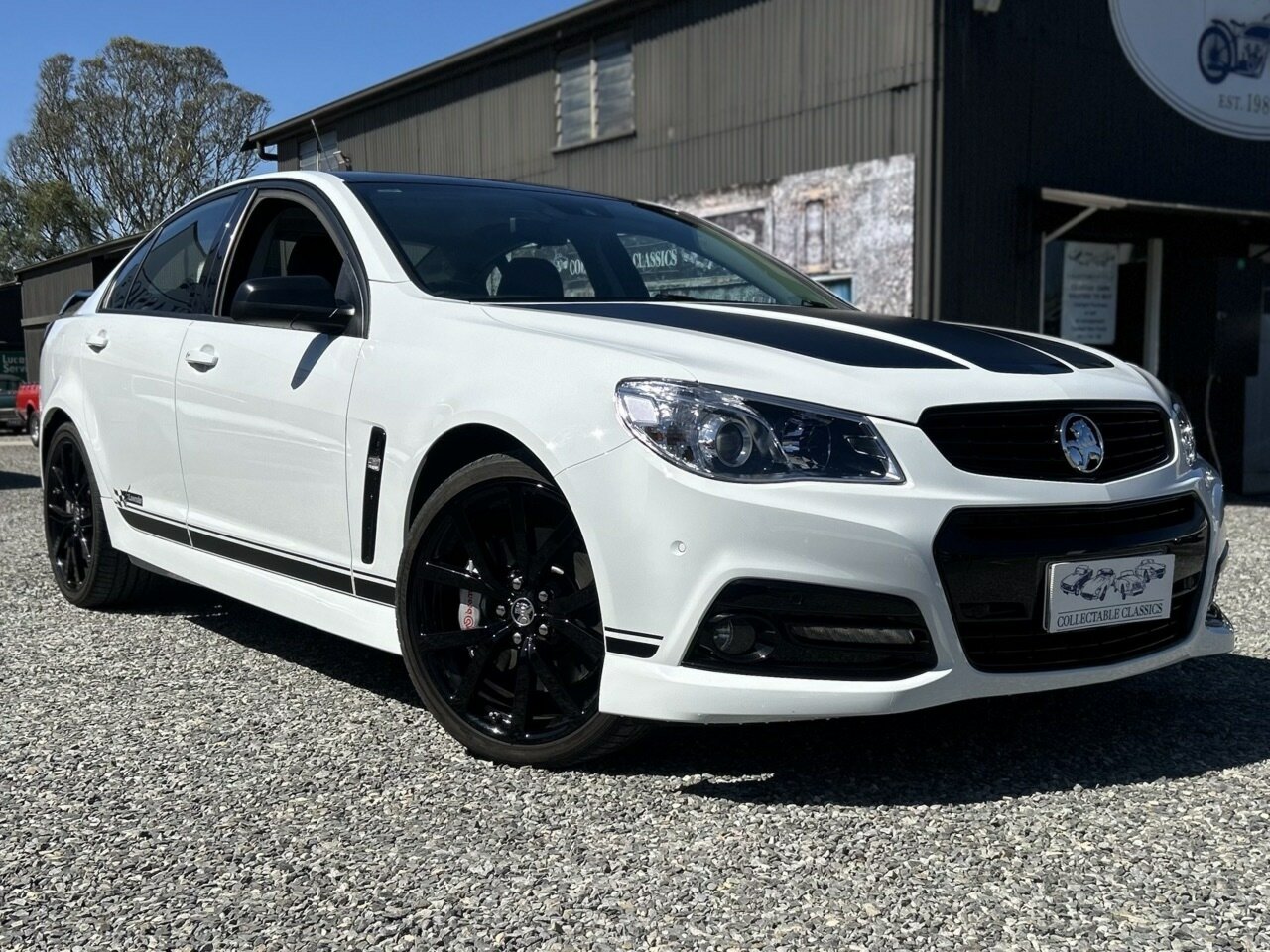 2014 HOLDEN COMMODORE VF MY15 SS-V REDLINE CRAIG LOWNDES EDITION 6 SP MANUAL 4D SEDAN