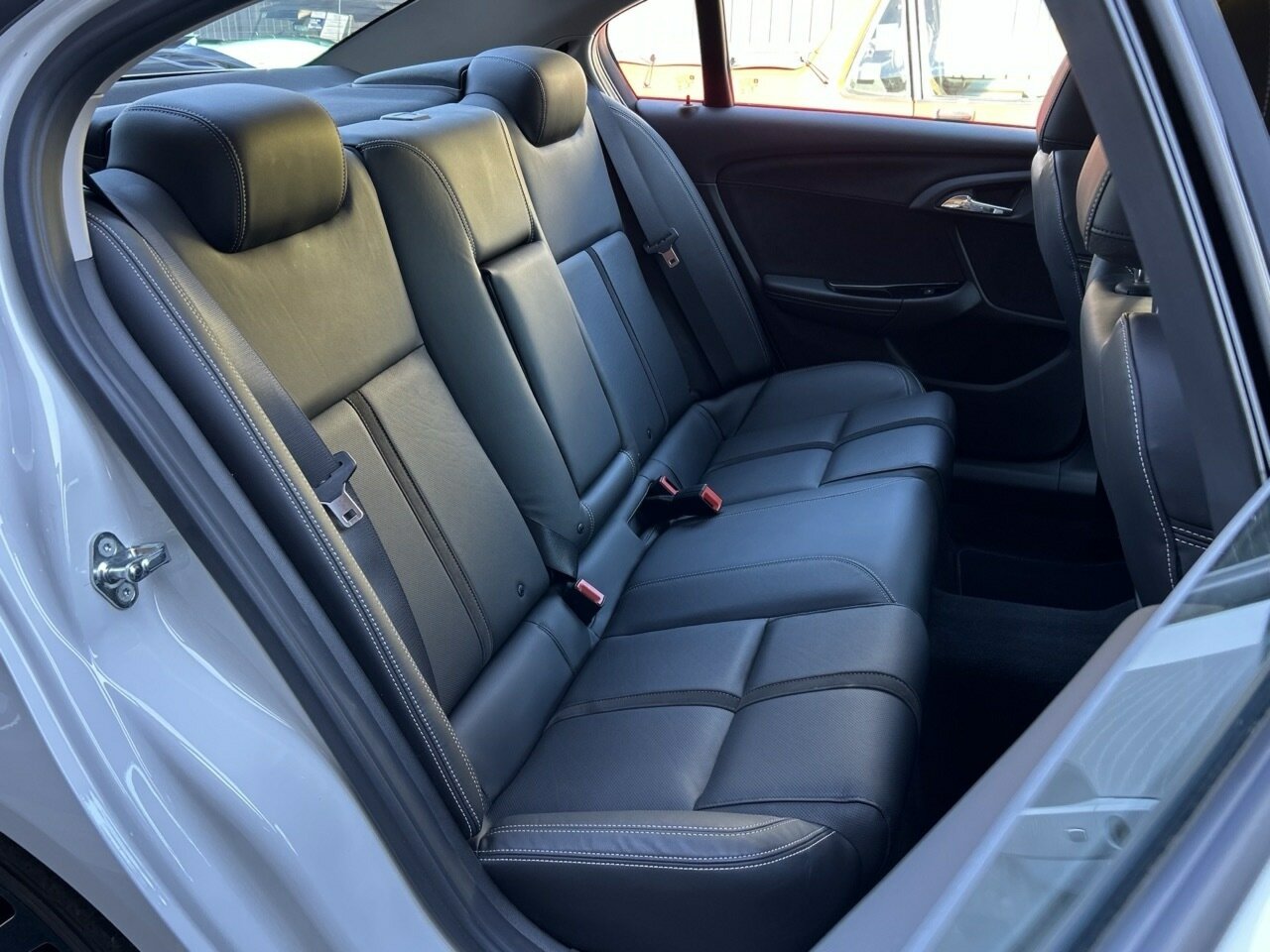 2014 HOLDEN COMMODORE VF MY15 SS-V REDLINE CRAIG LOWNDES EDITION 6 SP MANUAL 4D SEDAN