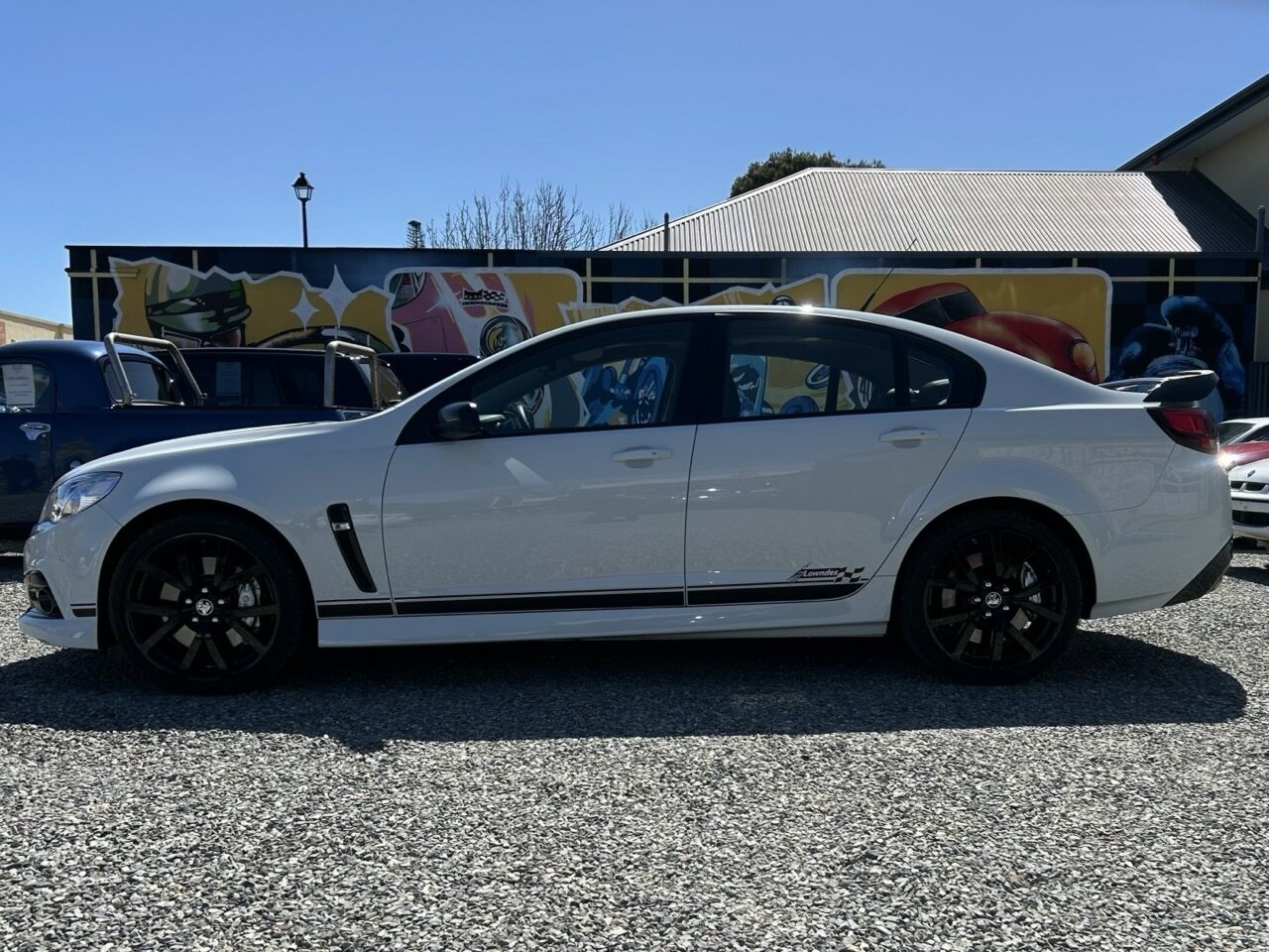 2014 HOLDEN COMMODORE VF MY15 SS-V REDLINE CRAIG LOWNDES EDITION 6 SP MANUAL 4D SEDAN