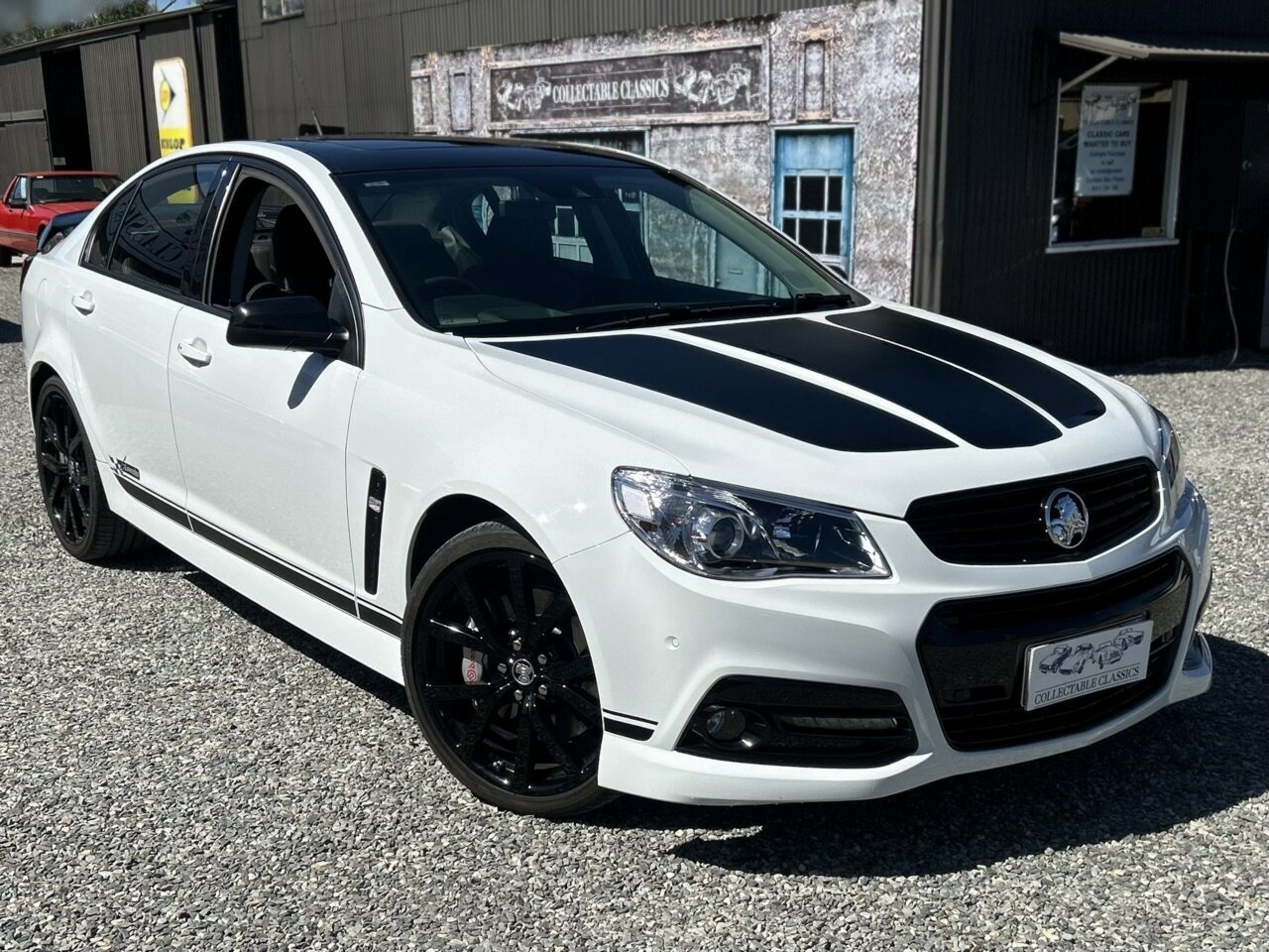 2014 HOLDEN COMMODORE VF MY15 SS-V REDLINE CRAIG LOWNDES EDITION 6 SP MANUAL 4D SEDAN