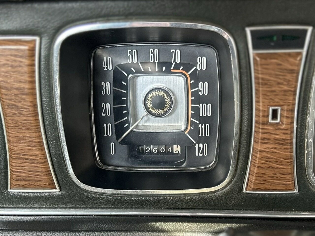 1969 LINCOLN CONTINENTAL MARK III 3 SP AUTOMATIC COUPE
