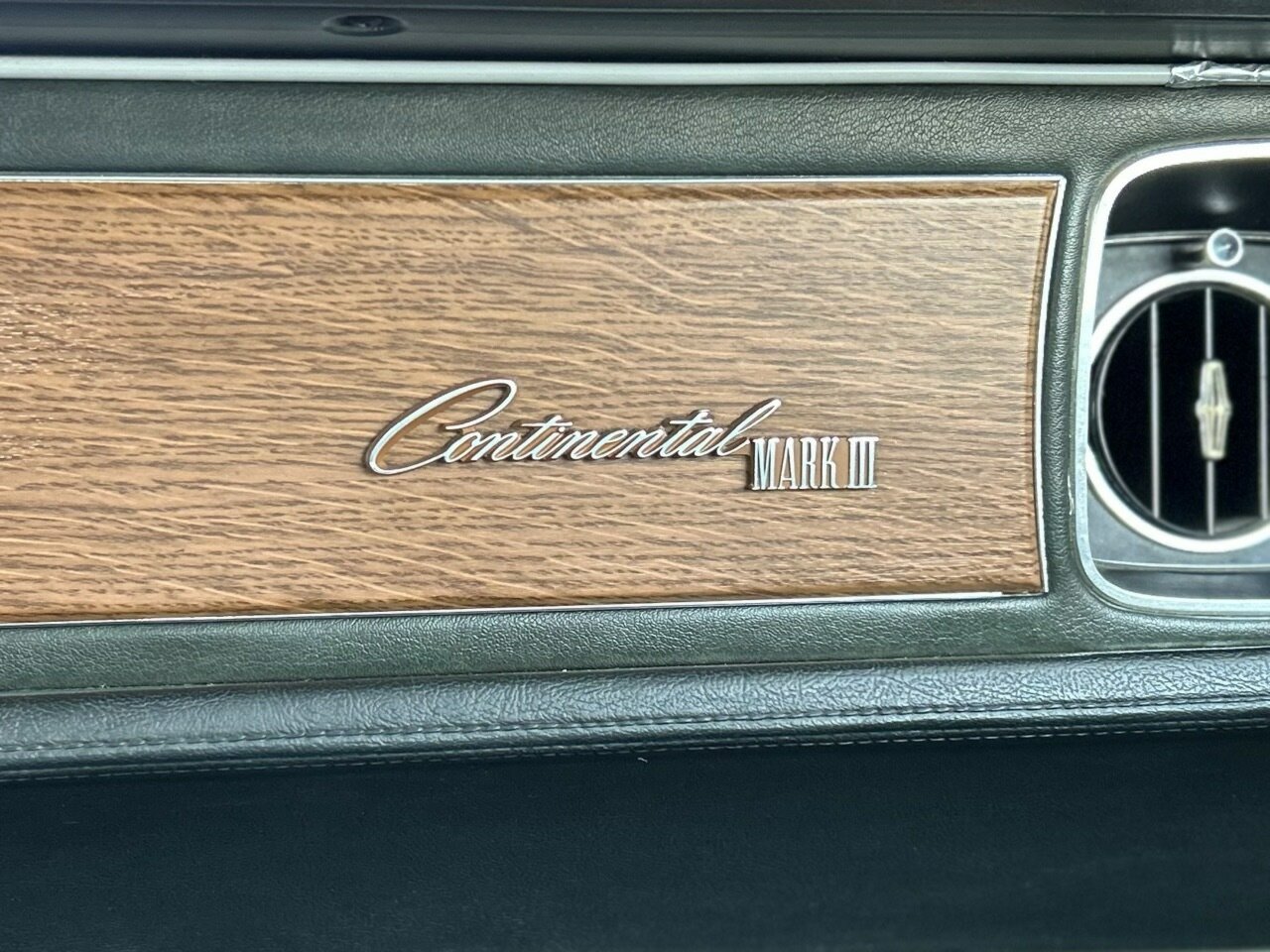 1969 LINCOLN CONTINENTAL MARK III 3 SP AUTOMATIC COUPE