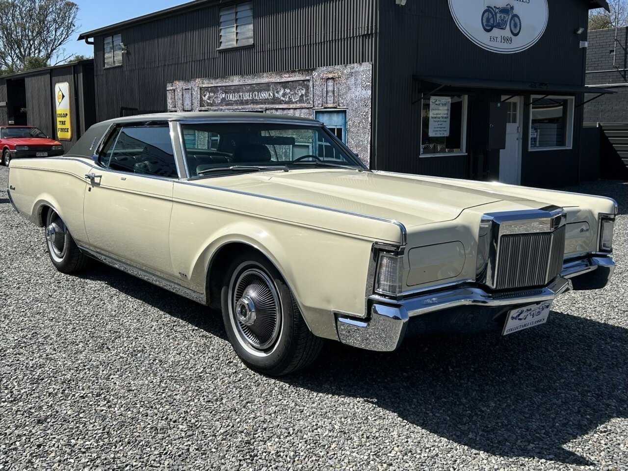 1969 LINCOLN CONTINENTAL MARK III 3 SP AUTOMATIC COUPE