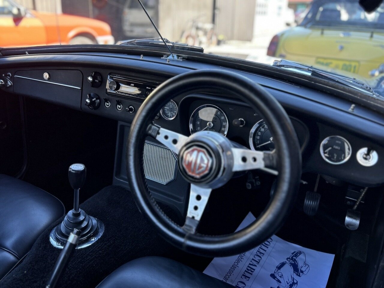 1969 MG MGB MK II 4 SP MAN + OVERDRIVE 2D ROADSTER