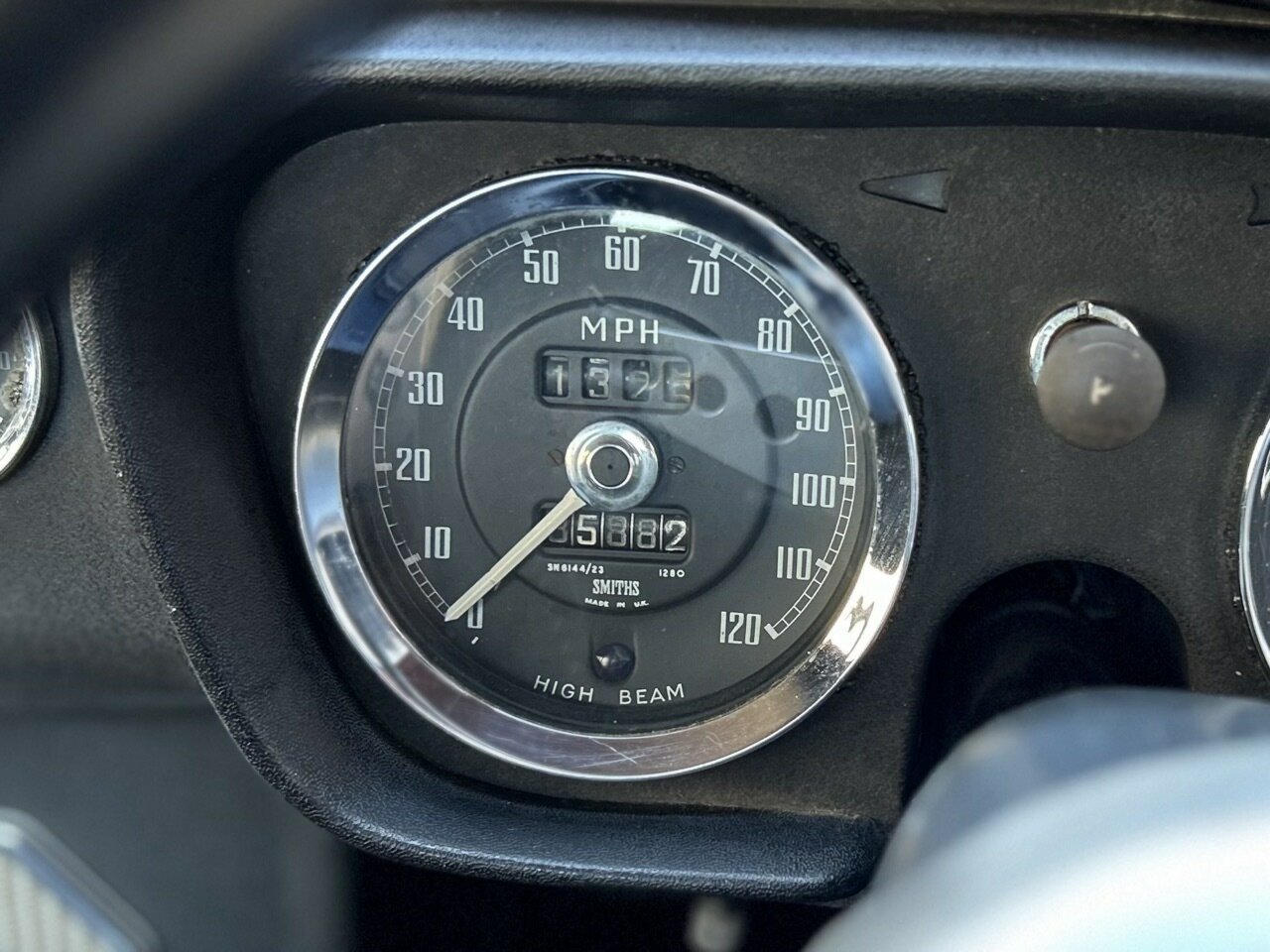 1969 MG MGB MK II 4 SP MAN + OVERDRIVE 2D ROADSTER