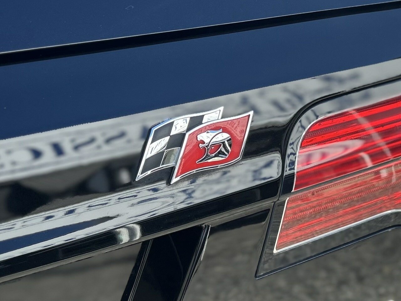 2012 HSV MALOO E3 MY12.5 R8 6 SP MANUAL UTILITY