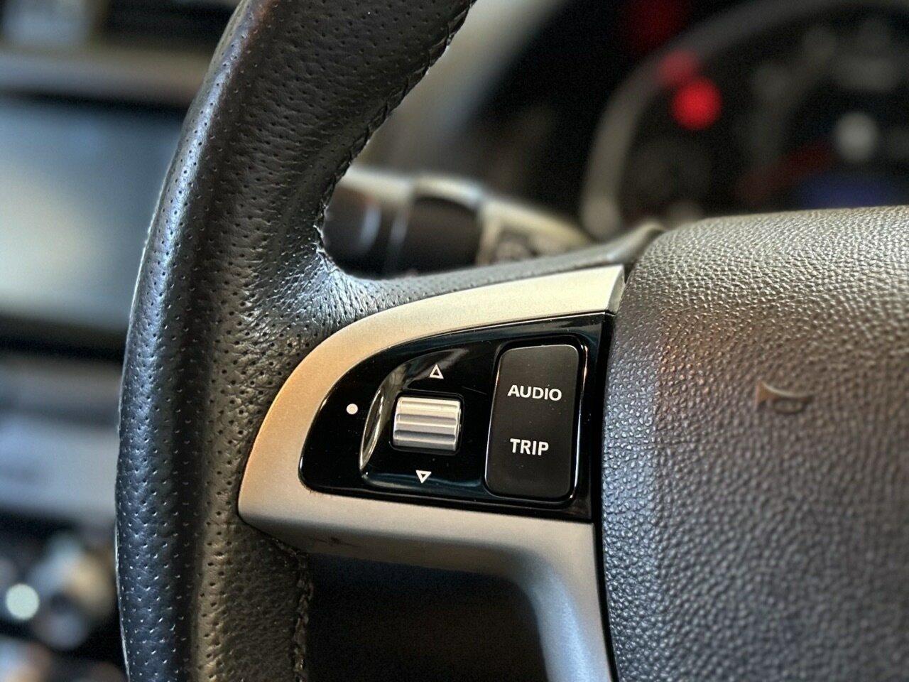 2012 HSV MALOO E3 MY12.5 R8 6 SP MANUAL UTILITY
