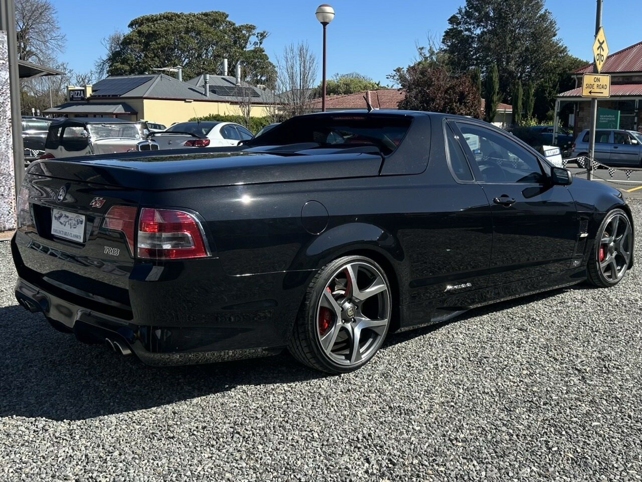 2012 HSV MALOO E3 MY12.5 R8 6 SP MANUAL UTILITY