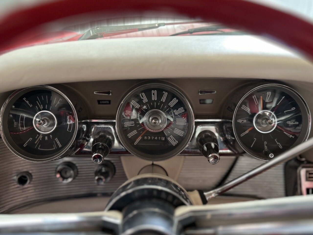 1961 FORD THUNDERBIRD 3 SP AUTOMATIC 2D HARDTOP