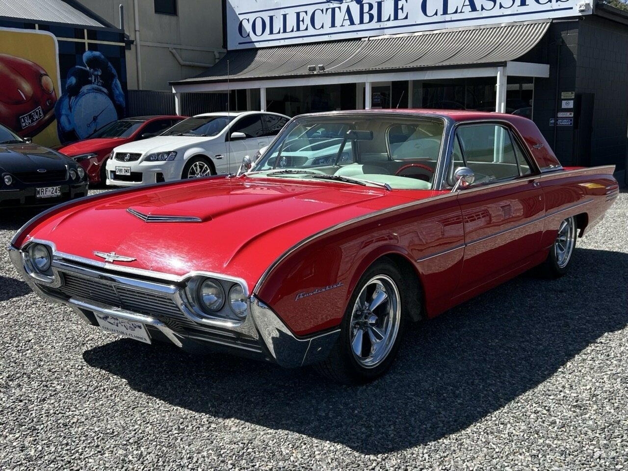 1961 FORD THUNDERBIRD 3 SP AUTOMATIC 2D HARDTOP