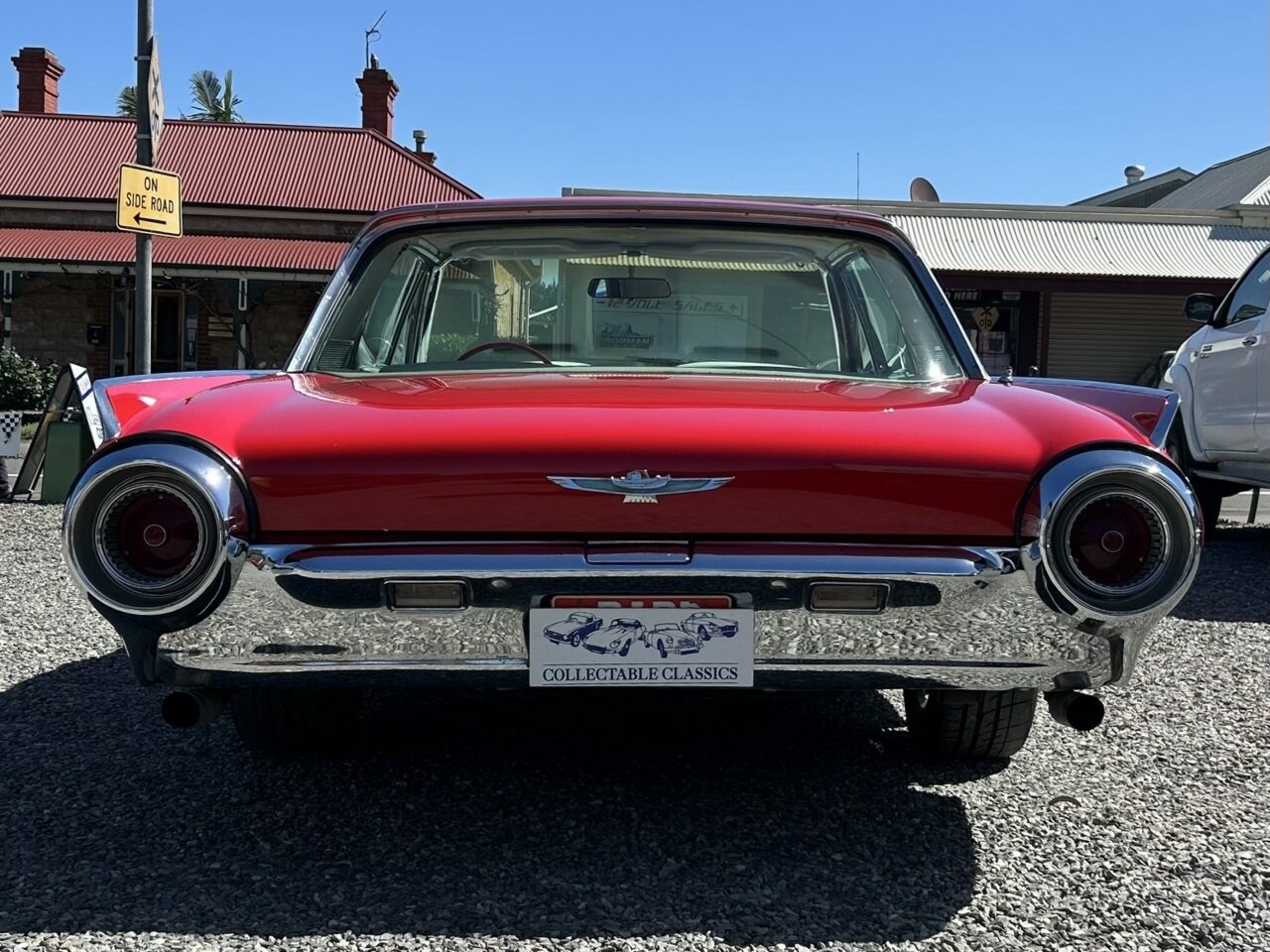 1961 FORD THUNDERBIRD 3 SP AUTOMATIC 2D HARDTOP
