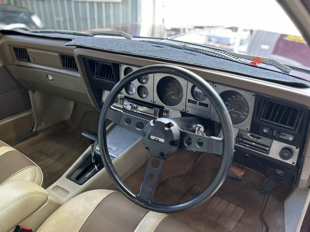 1975 HOLDEN MONARO HJ GTS 3 SP AUTOMATIC 4D SEDAN