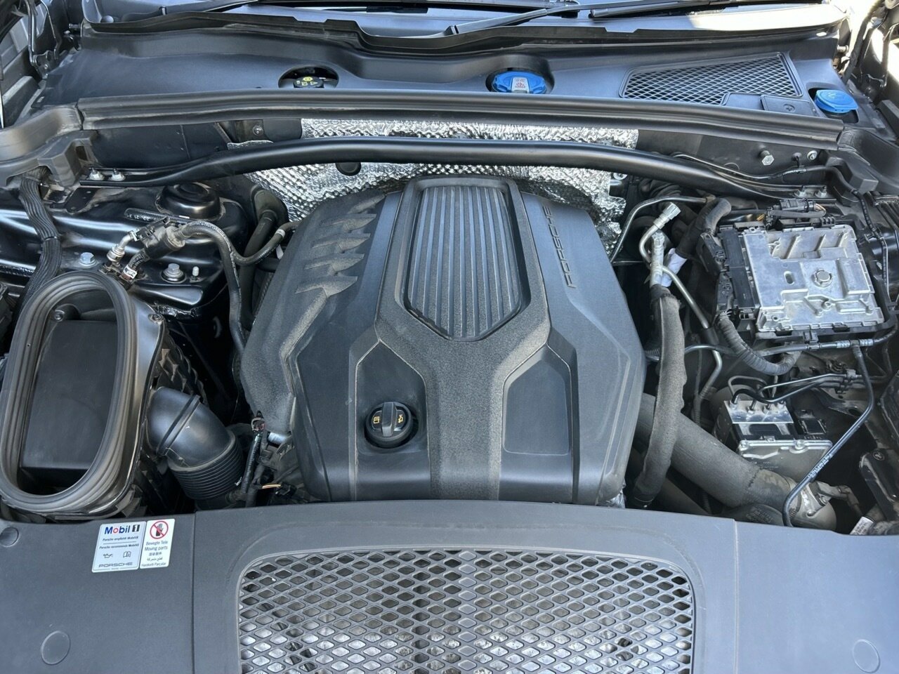 2021 PORSCHE MACAN 95B MY22 7 SP AUTO DUAL CLUTCH 4D WAGON
